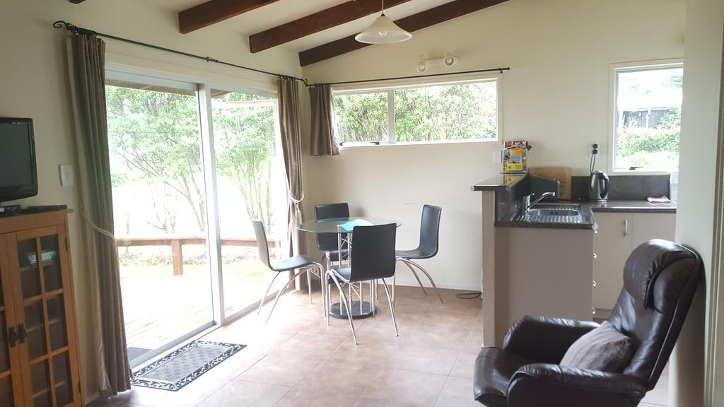 Hot Water Beach Cottage Hotwater Beach Екстер'єр фото